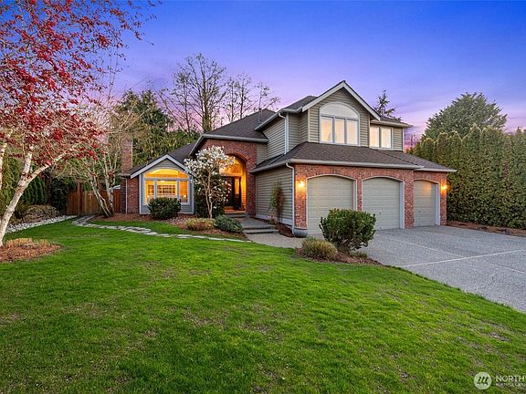 2nd image of 2602 57th Street SW