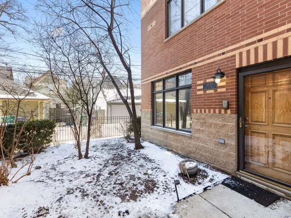 1033 Lincoln Trl, Oak Park, IL 60302