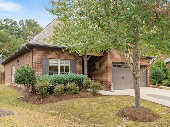 394 Barrington Ct, Irondale, AL 35210