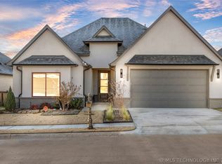 934 W 86th St, Tulsa, OK 74132