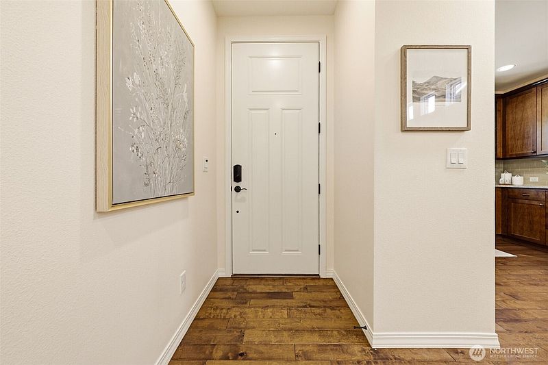 3rd image of 19210 143rd Street E