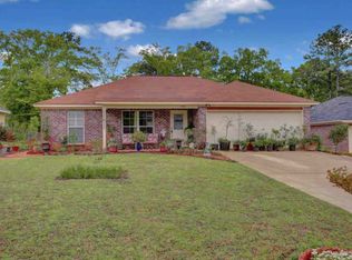 209 E Laurel Ave, Mendenhall, MS 39114