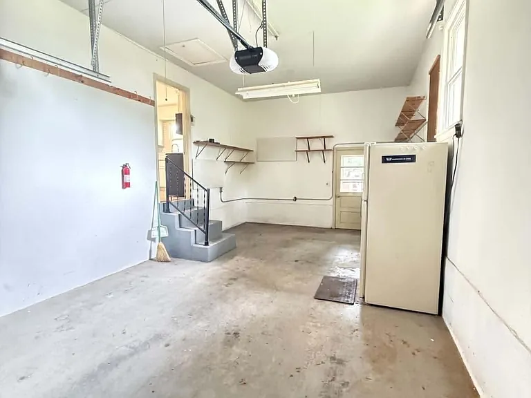 4012 White Plains Ct — Photo 14