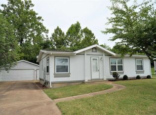 1697 Willow Dr, Pevely, MO 63070