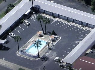 1048 S Pine Ave, Ocala, FL 34471