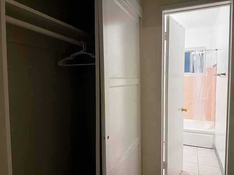 655 N Lucerne Blvd #2 — Photo 8
