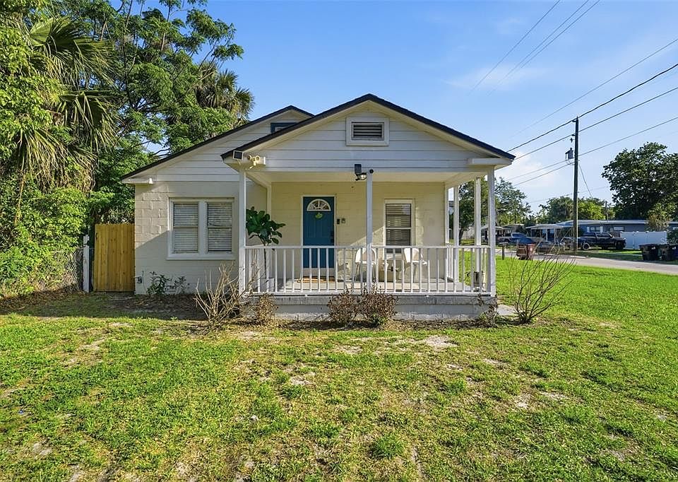 1st image of 1307 Formosa Ave