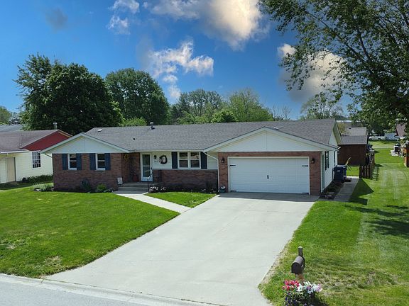 4th image of 703 E Rosewood St