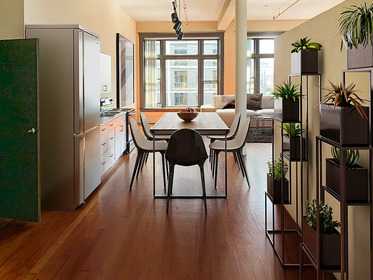 Steele Lofts — Photo 10