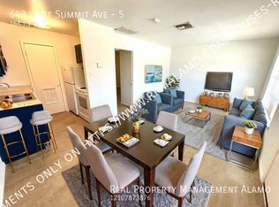 643 W Summit Ave #5, San Antonio, TX 78212