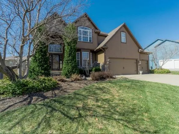 13820 Hauser St, Overland Park, KS 66221