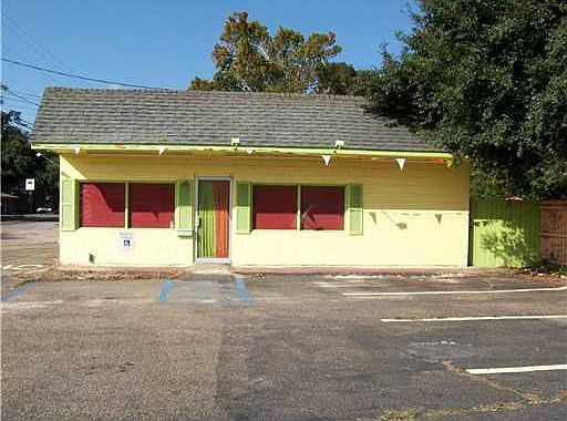 2nd image of 4204 15th St