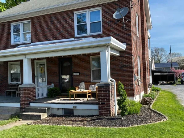 10 W Pine St, Ephrata, PA 17522
