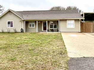 495 Ferry Dr, Bridge City, TX 77611