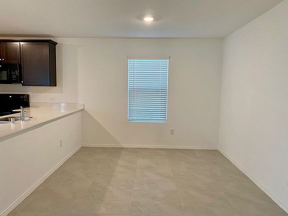 4th image of 3232 Peyton Lila Rd