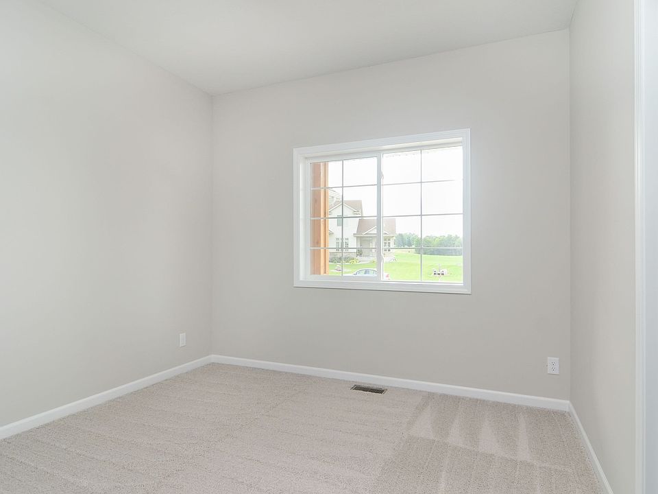 2nd image of 13735 10th Ave S