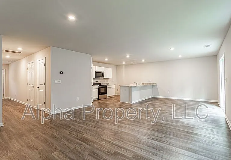 4107 Garrison Ln — Photo 7