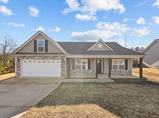 272 Bent River Dr, Inman, SC 29349