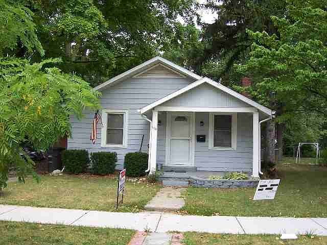 2nd image of 1642 Strong Ave