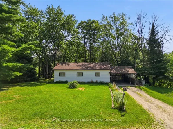 42B Hawkins Bay Rd, Tweed, ON K0K 3J0