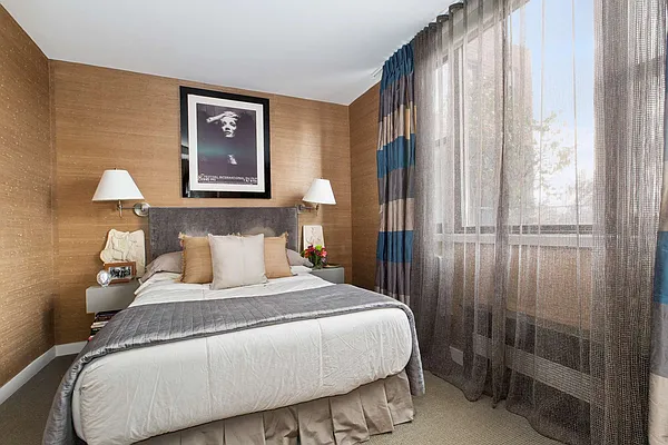 Sold by Compass | media 16