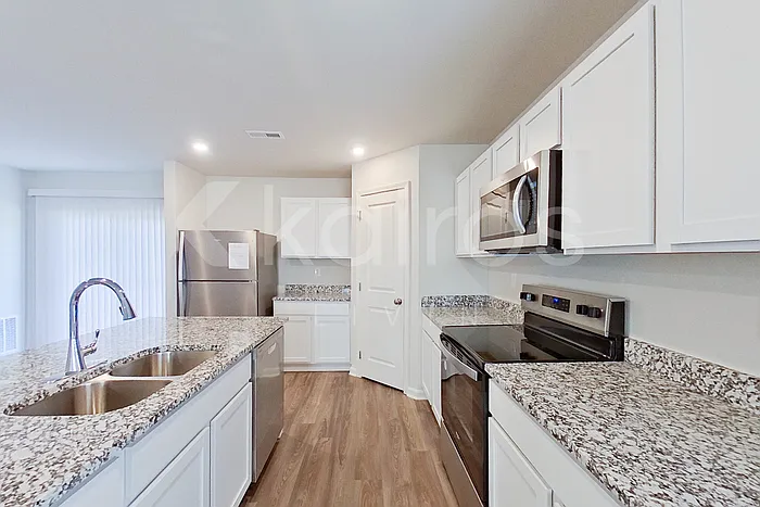308 Wild Deer Dr — Photo 2