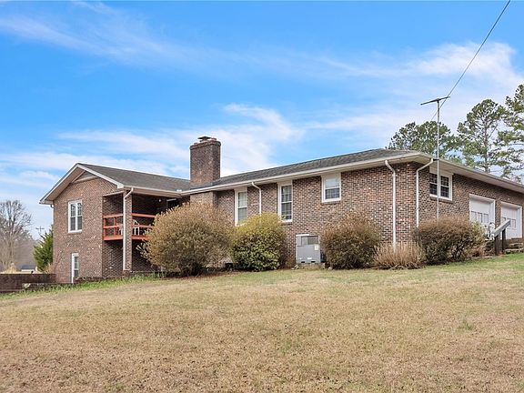 2nd image of 491 City Lake Rd