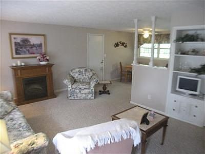 1st image of 55 E Elmwood Dr