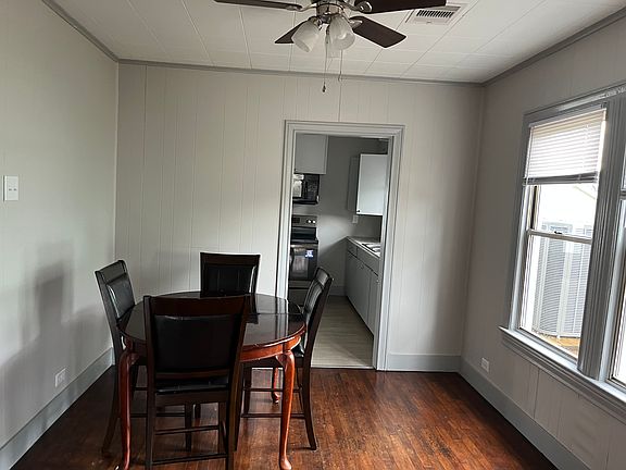 4th image of 715 11th Ave N
