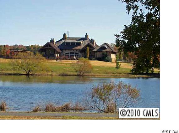 5th image of 43 Skye Lochs Dr #43
