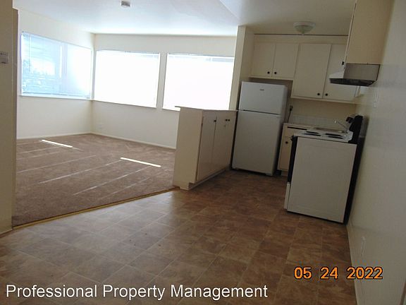 3rd image of 529 21st St #H
