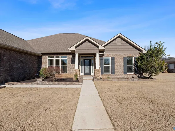125 Parkview Dr, Meridianville, AL 35759