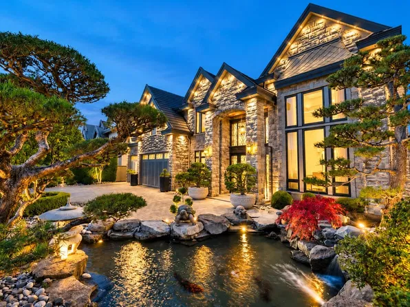 7551 Sunnybank Ave, Richmond, BC V6Y 1G6