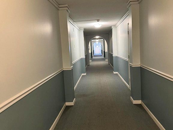 4th image of 630 Ocean Dr APT 506