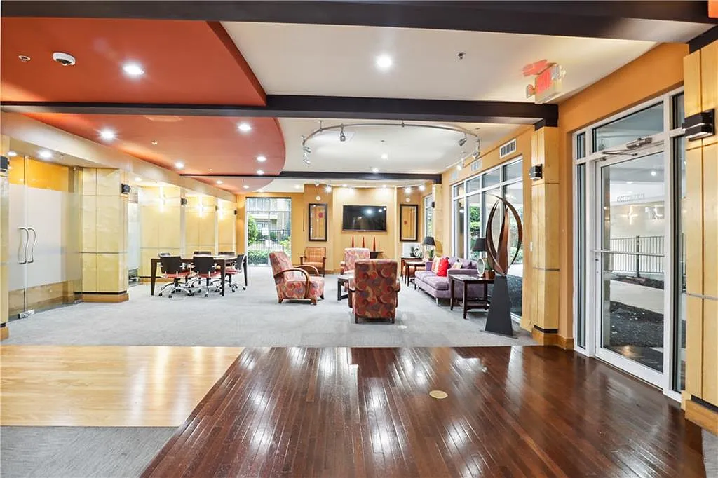 1 bed, 770 sqft, $1,675 — Photo 2