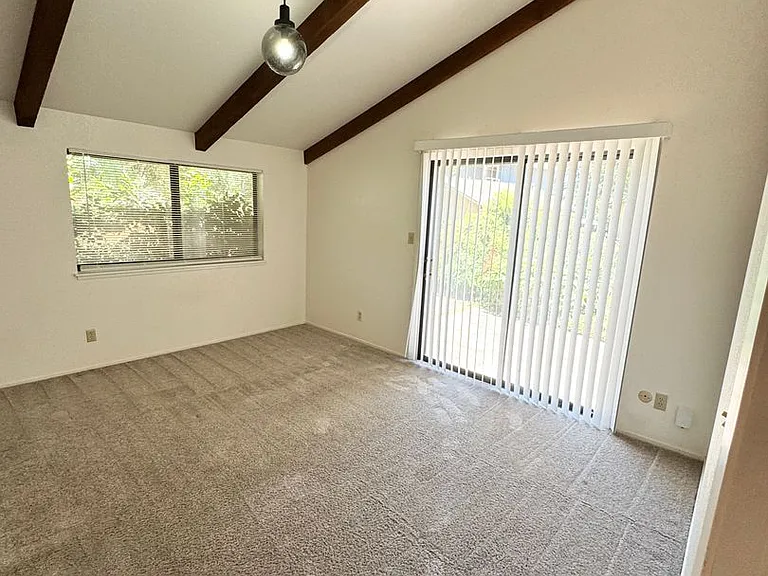 5219 Huston Ct — Photo 12