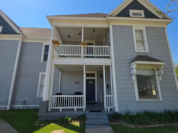 145 N Kealy St, 145 N Kealy St #2, Lewisville, TX 75057