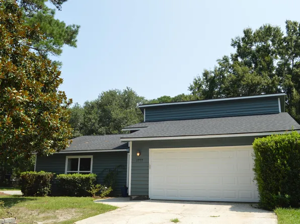 1777 Banbury Rd, Charleston, SC 29414