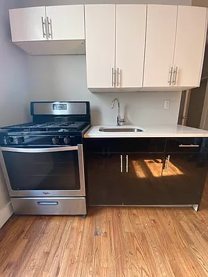 Rented by Hagstrom Management Inc | media 2