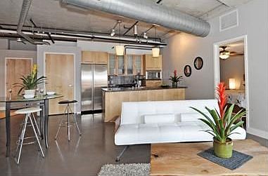 2nd image of 2100 16th St Unit 213