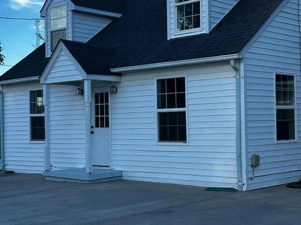 112 Pegram Ln, Fredericksburg, VA 22408