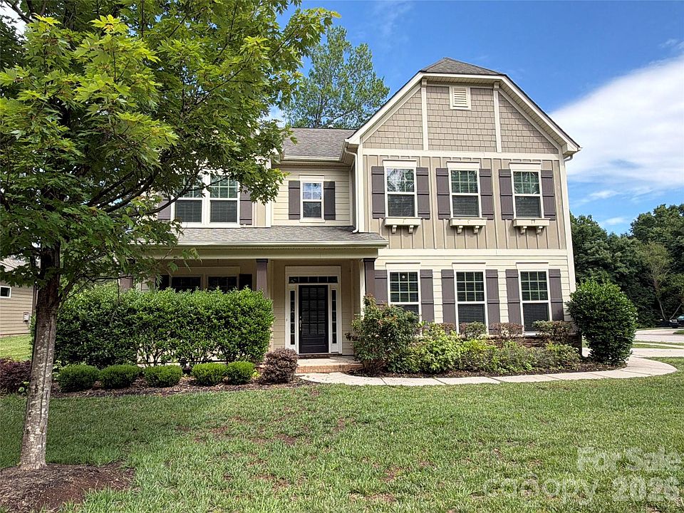 1st image of 6013 Hyde Park Dr