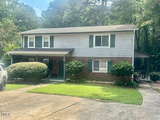 1st image of 133 Rainbow Ct