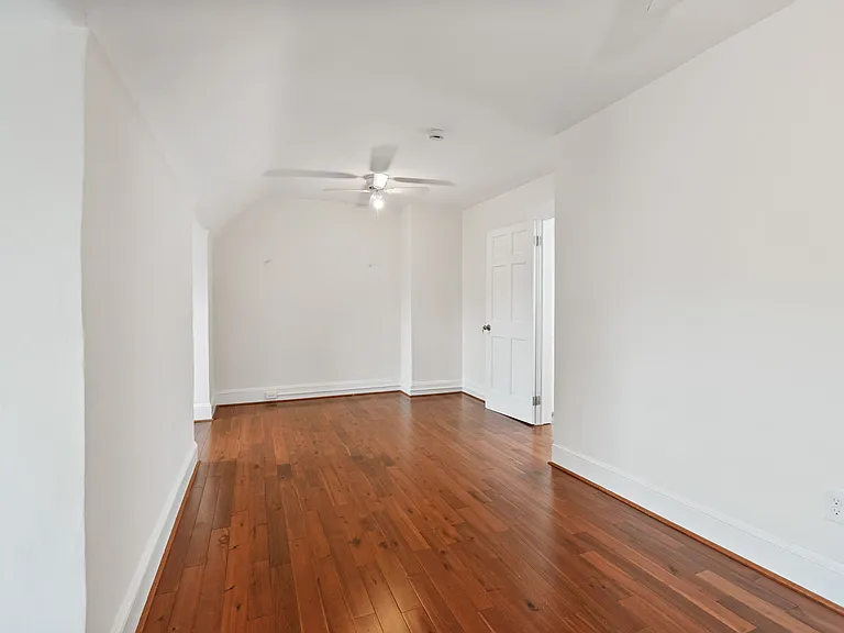 707 Quincy St NW — Photo 25