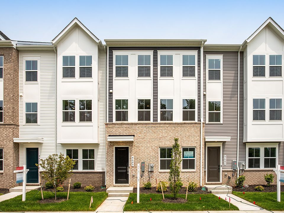 Luxurious Townhomes
