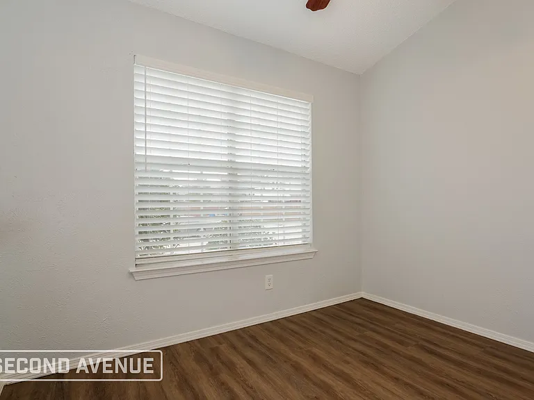 4005 Bond St — Photo 15