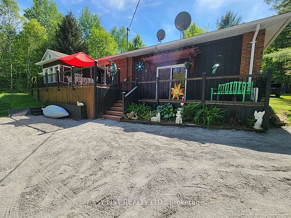 4th image of 26 Reid Rd