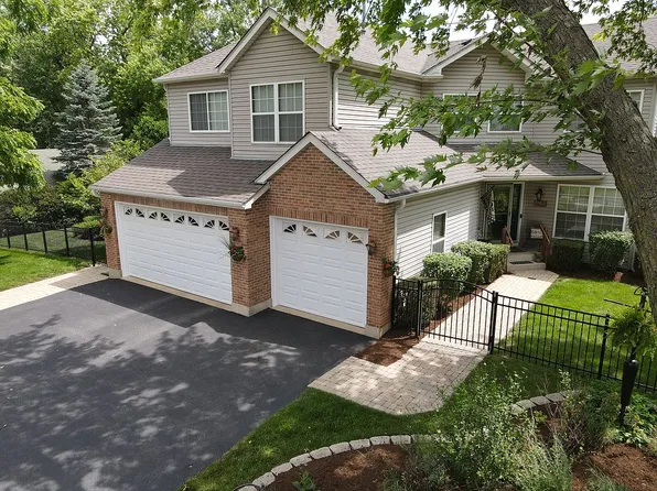 27961 N Myrtle St, Wauconda, IL 60084