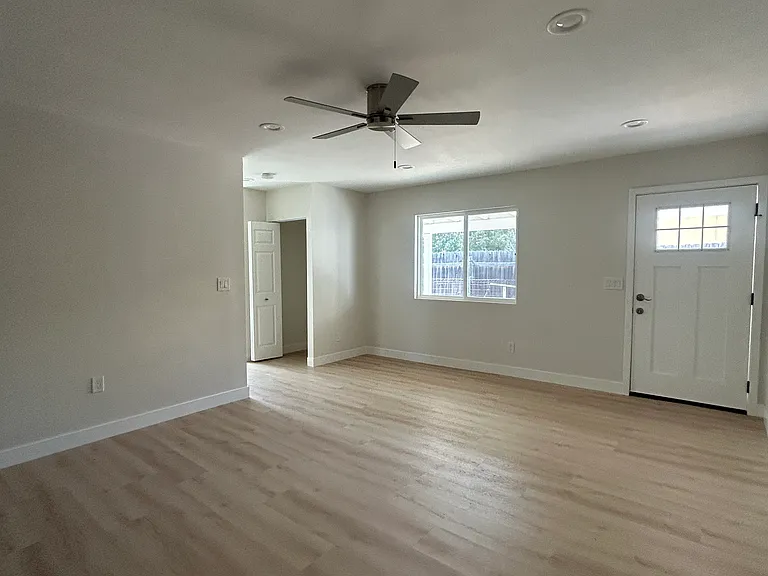 2416 Shamrock St #A — Photo 3