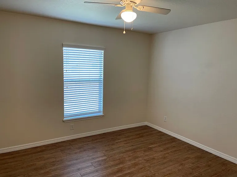 8118 Juniper Rd #1 — Photo 10